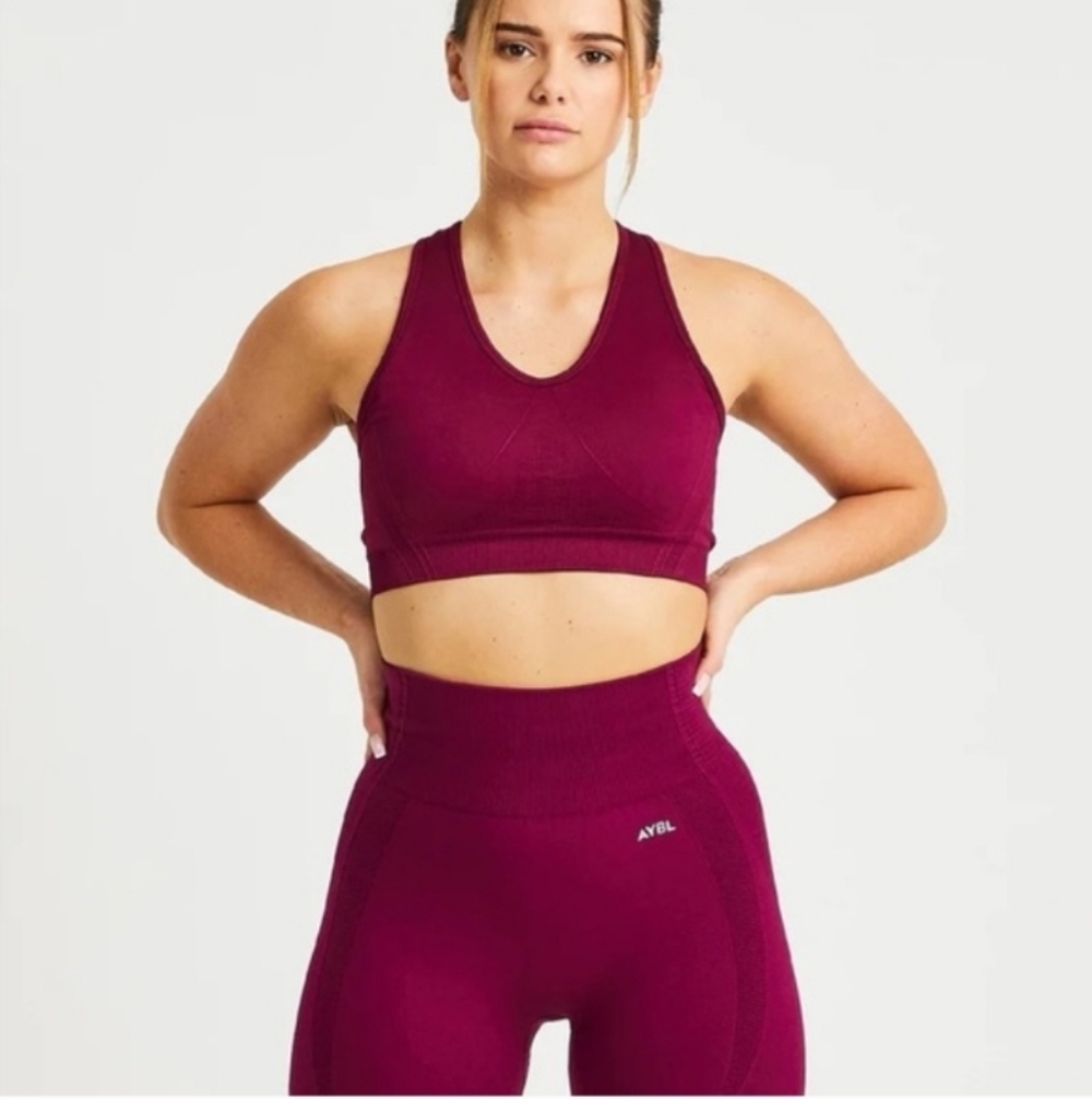 AYBL SZ LARGE BALANCE V2 SEAMLESS SPORTS BRA - Purple Wine. EUC